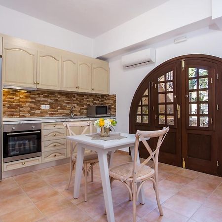 Kamara Antica Apartments Rhodes City 外观 照片